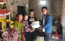 Báo Gia đình & Xã hội trao quà bạn đọc hỗ trợ cho nhiều hoàn cảnh khó khăn tại Hà Tĩnh, Quảng Bình