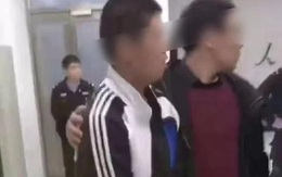 Vụ bé trai 13 tuổi sát hại bé gái 10 tuổi vì xâm hại bất thành: Bố mẹ hung thủ bất ngờ bị bắt giữ khiến dân mạng hả hê
