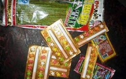 Kẹo thuốc lá giá rẻ ngoài cổng trường "tấn công" học sinh Hà Nội