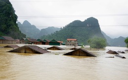 Thông tin mới nhất về tình hình mưa lũ ở Quảng Bình, Hà Tĩnh