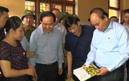 Thủ tướng chính phủ thăm và kiểm tra công tác khắc phục hậu quả mưa lũ tại Quảng Bình