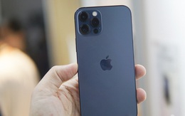 Trên tay iPhone 12 Pro tại Việt Nam: Bản màu xanh tuyệt đẹp