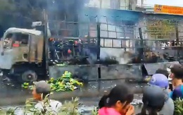 Nghệ An: Xe tải bốc cháy dữ dội khi di chuyển trên đường