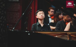“Cậu bé vàng” piano tự hào khi quốc kỳ Việt Nam tung bay tại các cuộc thi