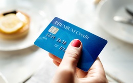 4 loại người nên tránh xa thẻ tín dụng, nếu vẫn quyết dùng thì chẳng mấy chốc "đội lên đầu" cả đống nợ