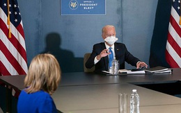 Ông Biden đuổi mắng phóng viên giữa cuộc họp