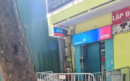 Hà Nội: Người đàn ông vô gia cư tử vong cạnh cây ATM