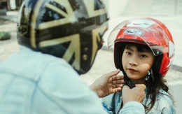 Bất ngờ trước khả năng sáng tác của cô con gái nhỏ nhà ca sĩ Hoàng Bách