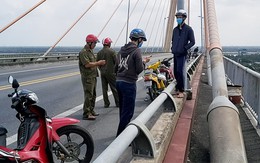 Để lại tài sản, lên cầu Rạch Miễu tự tử