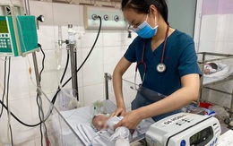 Bé sơ sinh bị bỏ rơi trong bệnh viện Thủ Đức: Bà nội sẽ đón cháu về