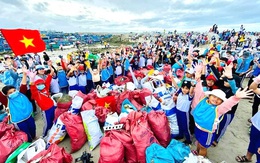 Ninh Thuận: Hơn 8.600 tình nguyện viên đã dọn sạch bờ biển thu gom gần 190 tấn rác
