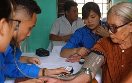 Nhà thuốc DUO care cùng thành đoàn Hà Nội & trường đại học Đại Nam tài trợ chương trình khám chữa bệnh miễn phí