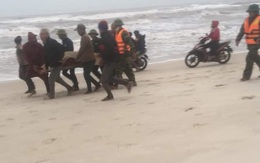 Quảng Bình: Tìm thấy thi thể 2 ngư dân gặp nạn khi đánh bắt trên biển