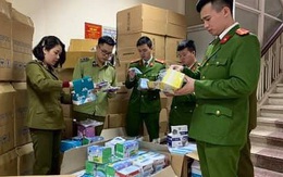 Hà Nội: Liên tiếp phát hiện các trường hợp thu gom khẩu trang y tế số lượng lớn
