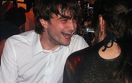 Daniel Radcliffe: 'Harry Potter đã biến tôi thành kẻ nghiện rượu'