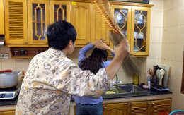 Cú song phi của chồng khiến vợ sực tỉnh