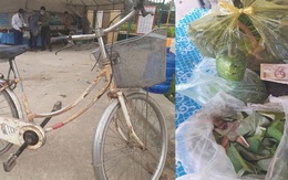 Cụ ông 90 tuổi đạp xe đến địa điểm cách ly để ủng hộ 20k, 1kg gạo, 1 quả bầu, 1 bó rau muống và 1 túi rau