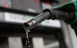 Giá dầu xuống dưới 20 USD mỗi thùng