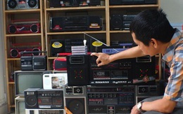 Bộ sưu tập 1000 chiếc đài radio cassette cổ gần 1 tỷ tại Hà Nội