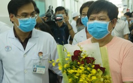 Bệnh nhân COVID-19 nặng nhất Việt Nam mời bác sĩ đến Vũ Hán chơi