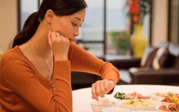 6 bệnh hiểm do hậu quả của việc ăn tối muộn mà ra và đây là nguyên tắc "vàng" cho bữa tối