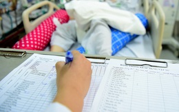 Bệnh nhân COVID-19 quê Hưng Yên diễn biến nặng, phải thở máy từng điều trị xuất huyết não