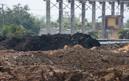 Kon Tum: 1.000 tấn bã bồn bị tồn đọng, người dân bị “tra tấn” bởi mùi hôi và ruồi nhặng