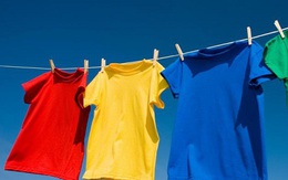 Muốn quần áo bền màu, không bị bạc phếch đừng bỏ qua bước này khi giặt giũ