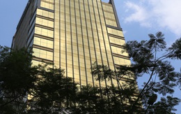 Tòa nhà "dát vàng" gây chói mắt cho người đi đường ở Hà Nội