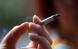 Hút thuốc lá làm lây truyền nguy cơ nhiễm COVID-19 trong cộng đồng