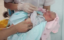 Thông tin mới nhất về tình hình sức khỏe bé sơ sinh bị bỏ rơi dưới hố ga ở Hà Nội sau 15 ngày nhập viện