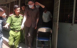 Cử nhân Luật đi trộm xe camry bán lấy tiền trả nợ