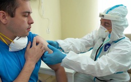 Lý do Nga sắp có vaccine COVID-19 đầu tiên thế giới