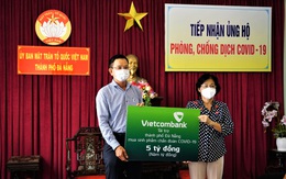Vietcombank ủng hộ 5 tỷ đồng chung tay cùng thành phố Đà Nẵng đẩy lùi COVID - 19