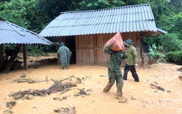 Mưa lũ 6 người chết, hàng trăm hộ dân phải di dời khẩn cấp