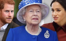 Hành động lạ của Meghan Markle và Hoàng tử Harry dành cho Nữ hoàng Anh khiến công chúng ngỡ ngàng