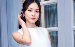 Dù ở tháng nào của thai kỳ, bà xã trẻ đẹp kém 13 tuổi của nhạc sĩ Dương Khắc Linh cũng có thần thái và gu thời trang đốt mắt người hâm mộ