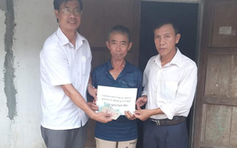 Báo Gia đình và Xã hội trao tiền bạn đọc ủng hộ đến 2 hoàn cảnh khó khăn ở Hà Tĩnh