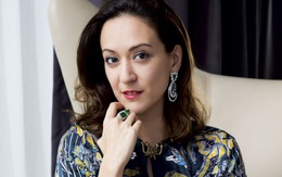 Cô cháu gái xinh đẹp, được ông nội yêu quý nhất nhưng không được thừa kế tài sản của ông trùm sòng bạc Macau