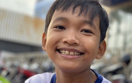 Từ hành động nhỏ của cậu bé 10 tuổi bán trái cây đến hạnh phúc đầu tiên của chàng trai Cơ Tu: Niềm tin vượt qua đại dịch!