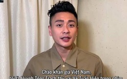 Huỳnh Tông Trạch chào khán giả Việt Nam