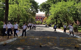 Thừa Thiên - Huế: Cho học sinh nghỉ học để ứng phó với bão số 5