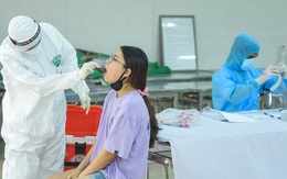 Thủ tướng: Không yêu cầu xét nghiệm SAR-CoV-2 với người từ địa phương đã hết dịch ở cộng đồng