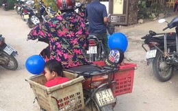 Xúc động hình ảnh người bà nghèo chở 2 cháu đi khai giảng trên chiếc xe thu mua phế liệu: "Có bà, cháu có tất cả"