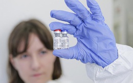 Nga lưu hành lô vắc xin Covid-19 đầu tiên, bắt đầu tiêm chủng từ tuần này