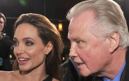 Tiết lộ quá khứ sốc không nhìn mặt cha của Angelina Jolie