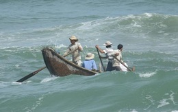 Mưu sinh ngày biển động, 2 vợ chồng đuối nước thương tâm