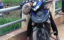 Hòa Bình: Thanh niên gục chết bất thường trên xe máy
