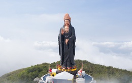 Khám phá “mật mã văn hóa” phía sau tượng Phật Bà bằng đồng đạt kỷ lục châu Á