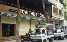 Bất chấp “lệnh” tạm dừng hoạt động, 2 quán cà phê phố Cổ Hà Nội tìm cách che mắt lực lượng chức năng để đón khách